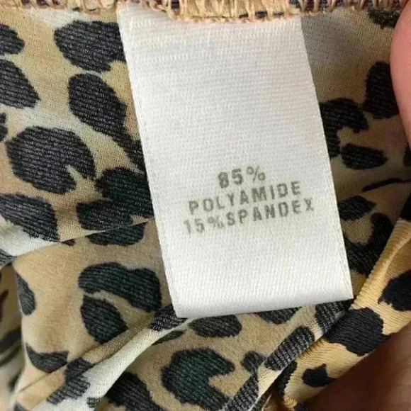 St. John top size S brown tan cheetah print long sleeve mock turtleneck stretch - Picture 9 of 11